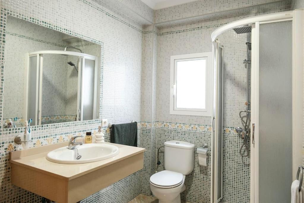 A 100m Del Ayuntamiento Apartment *